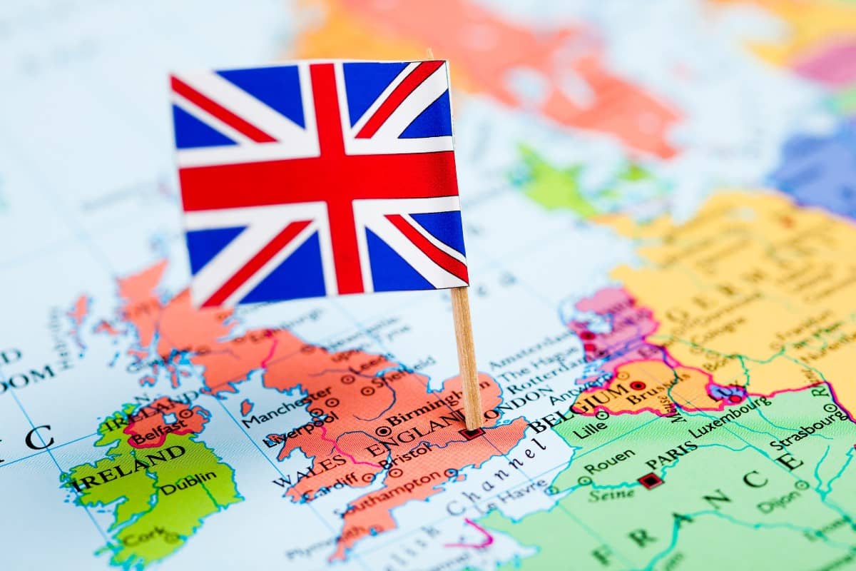 shipping-service-from-the-uk-to-cambodia